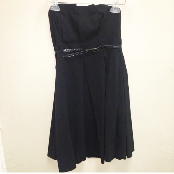 Black Halo LBD Strapless Belted Mini Cocktail Dress w/ Pockets - Picture 1 of 6